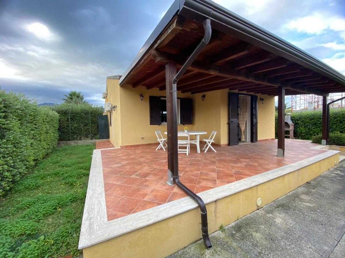 Case Vacanze Paradise Beach Vicino Cefalù Campofelice Di Roccella Exterior foto