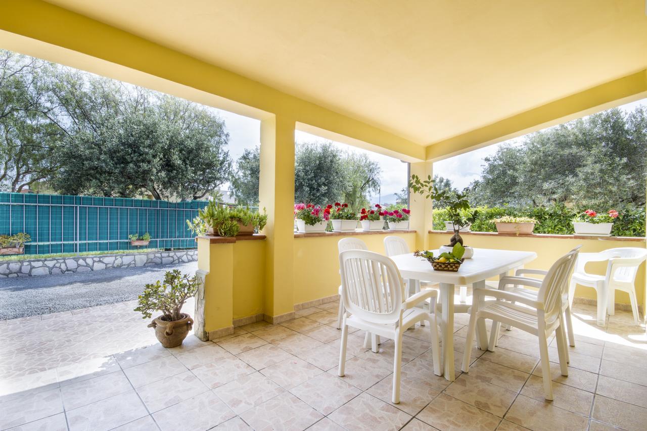 Case Vacanze Paradise Beach Vicino Cefalù Campofelice Di Roccella Exterior foto