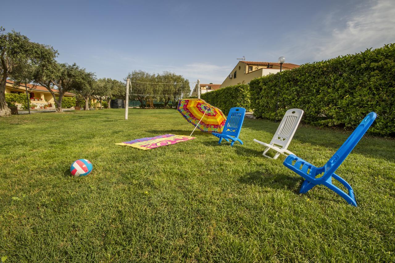 Case Vacanze Paradise Beach Vicino Cefalù Campofelice Di Roccella Exterior foto