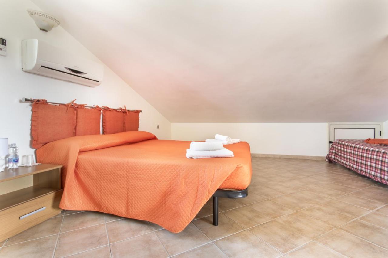 Case Vacanze Paradise Beach Vicino Cefalù Campofelice Di Roccella Exterior foto